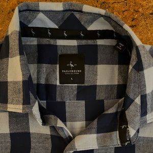 Taylor Byrd long sleeve plaid button down casual shirt. Never been worn